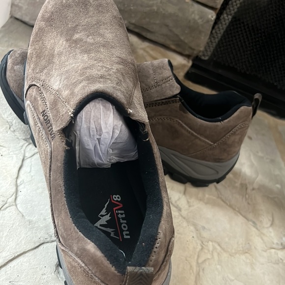 Nortiv8 shoes size 11 like new - Picture 4 of 5